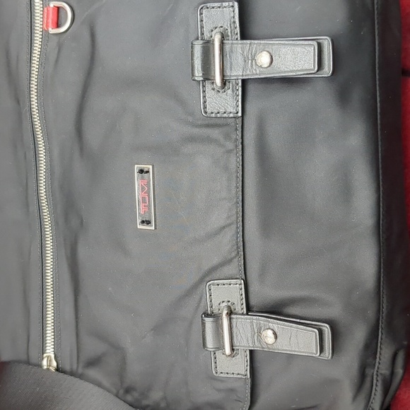 Tumi pucket E/W flap nylon crossbody - Picture 4 of 15